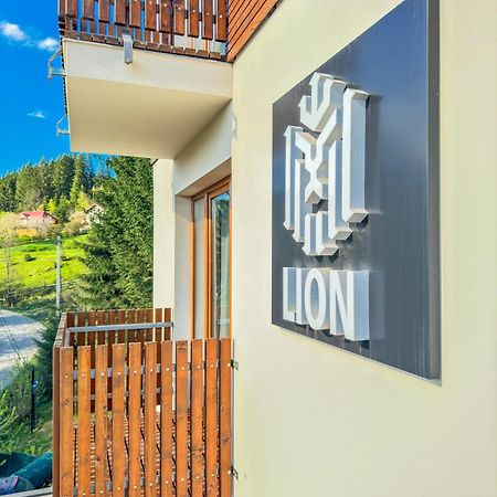 Lion Hotel Bukovel Exterior photo